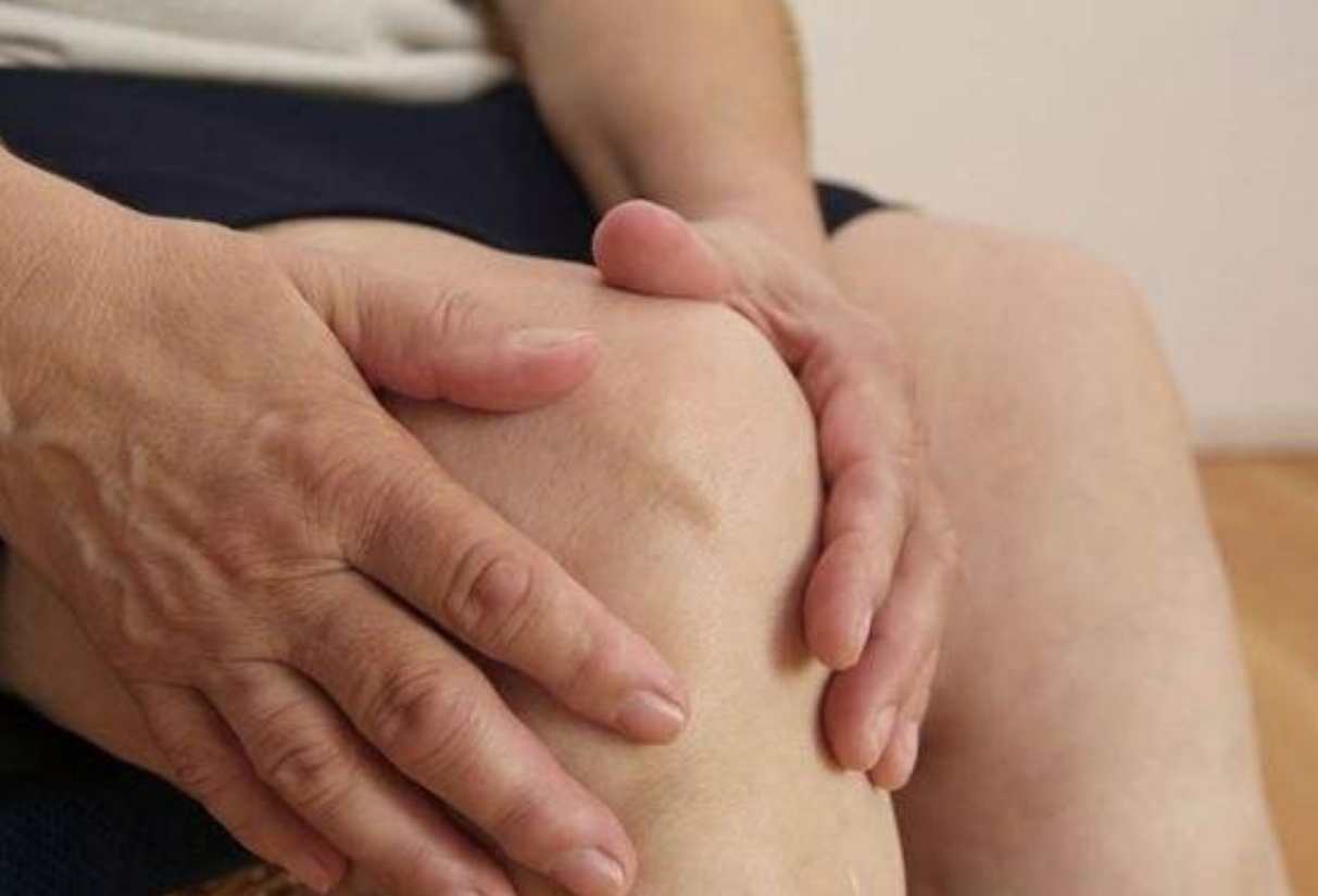 膝关节长骨刺后，这样做可以改善症状、减轻疼痛