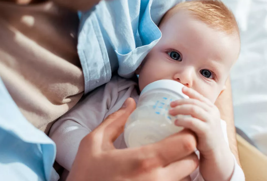 宝宝早餐先喝奶还是先吃饭|健康小屋