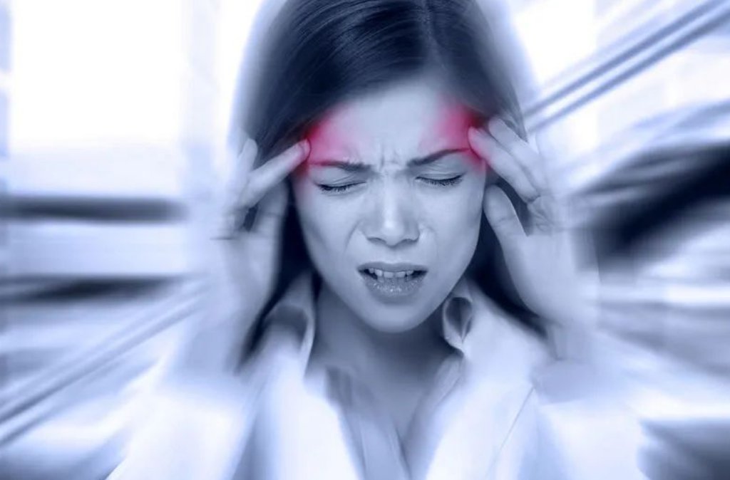 2种常见的头痛，这些情况必须就诊