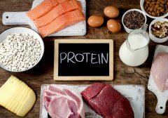 一个预防骨折的简单方法：每天多吃25克蛋白质
